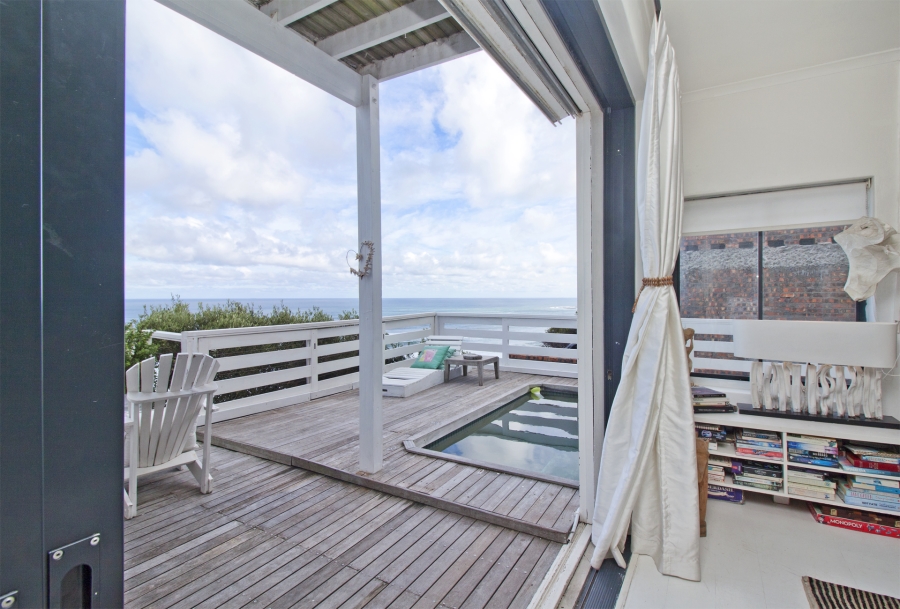 4 Bedroom Property for Sale in Misty Cliffs Western Cape